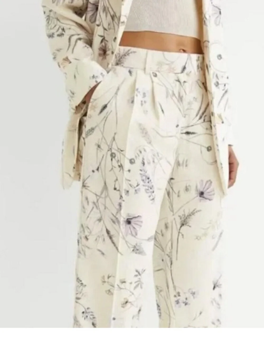 H&M High-Waisted Linen Blend Floral Pants